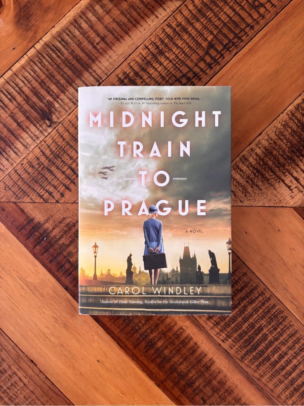 📚3/15$ Midnight Train to Prague